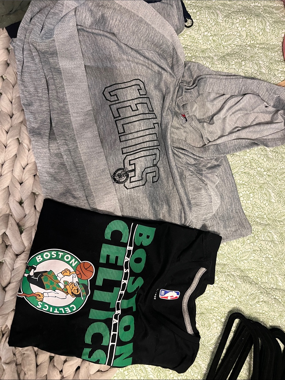 Celtics shirt bundle. Size XL